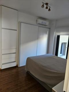 Propiedad reciclada a nueva con terraza propia - 9