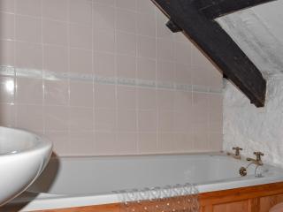 Stables - Uk50372 - 3