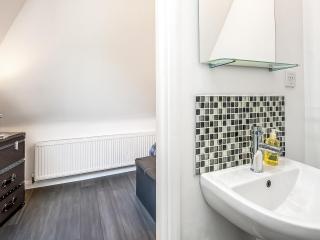 Treetops - Uk49523 - 4