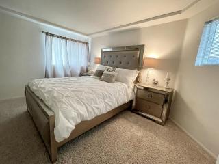 Luxury, Beach House, and quiet neighborhood - Oxnard - 2