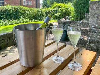 Abbey Cottage - 3