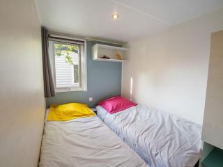 Mobil-home avec terrasse, 3 chambres, pour 6 personnes - API-1-52-299 - 5