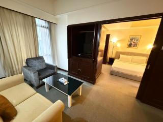 Signature Suite at Time Square by Regal - 0