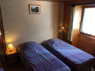 Chalet pour 6/7 pers, proche des pistes et village - FR-1-467-148 - 2