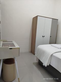 Favian Homestay - 6