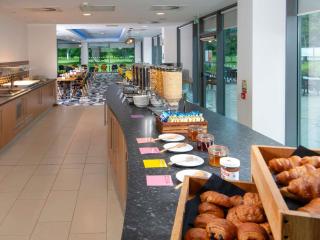 ibis Styles Crewe - 8