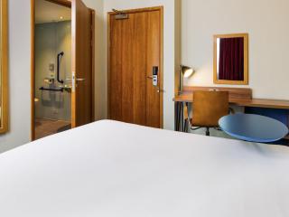 ibis Styles Barnsley - 1