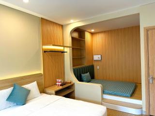 The Sol Homestay & Coffee Grand World - 8