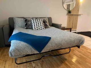 Le Relax fraichement renové au coeur de québec - 4