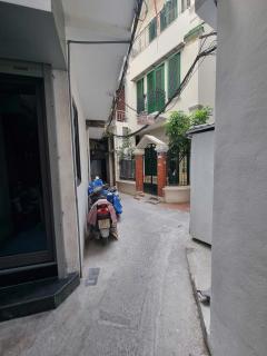 LUSHSTAY Hanoi Train Street - 8
