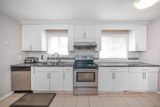 Rose Garden Villa 3 Bedrooms 2Baths Full Kitchen Near Beach - 7