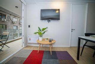 Luxury Stay in a Prime 1BR - 2