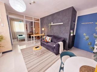Vibrant Spacious Condo near SM East NU Medical City - 1