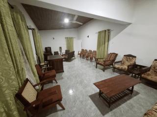Highgarden Hideaway Peradeniya B&B - 2