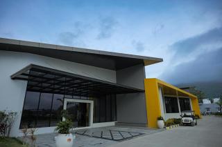 Tuskers Hill Banquets by Poppys - Anaikatti - 3