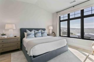 11981 N Gemini Way SkyRidge 5BR Home with Hot Tub home - 5