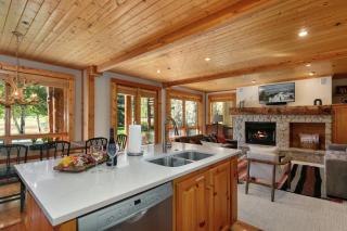 301 - Three Bedroom with Spa Bristlecone condo - 4