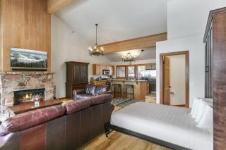 11 - Two Bedroom with Spa Enclave condo - 7