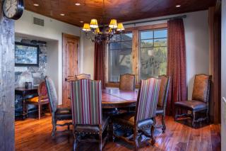 Grand Lodge - Three Bedroom #301 - Ski-in ski-out condo - 9