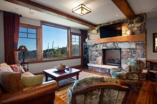 Grand Lodge - Three Bedroom #301 - Ski-in ski-out condo - 4