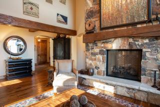 Grand Lodge - Penthouse #406 - Ski-in out condo - 3