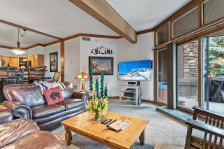 Powder Run at Deer Valley Resort - Two Bedroom Condo with Hot Tub #A12 condo - 7