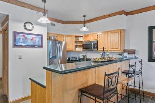 Powder Run at Deer Valley Resort - Two Bedroom Condo with Hot Tub #A12 condo - 3