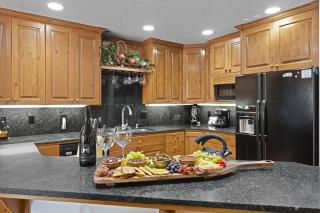 Deer Lake Village at Deer Valley Resort - Four Bedroom Condo with Hot Tub #2478 condo - 1