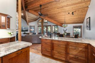 6 - Three Bedroom Ontario Lodge condo - 8