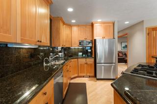 Deer Lake Village at Deer Valley Resort - Three Bedroom Condo with Loft and Hot Tub #2473 condo - 4