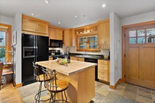 Greyhawk at Deer Valley Resort - Two Bedroom Condo with Hot Tub #12 condo - 6
