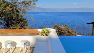 Lakefront Villa with Beach Access & Infinity Pool - 4