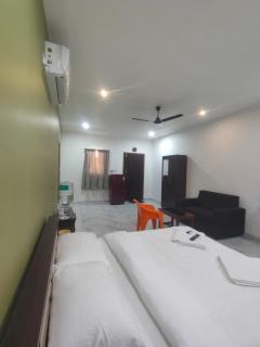 Mountain Breeze Neyyans - 4