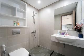 Selena Nguyen Phuoc - 3