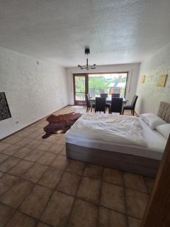 Garten EG Wohnung mit 3 Schlafzimmern 95qm - 4