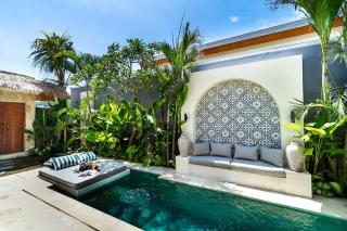 Seseh 1BR Pool Villa Rooftop-5mins ride to Seseh BEACH - 5