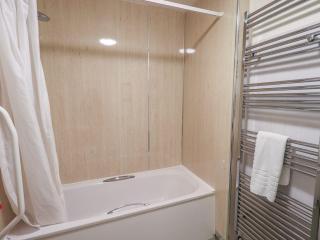 Jubilee First-floor Single Bedroom - 4