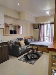 Modern Condo,Pool, Avida Riala Tower1 - 7