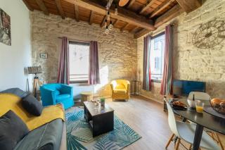 Immeuble 3 Apparts Centre historique St Gilles MaisoncarreeConciergerie - 9