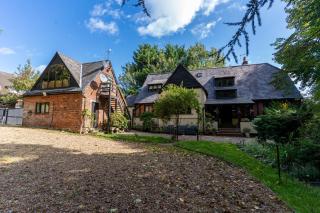 600 Year Old Toddbrook Barn Sleeps 11 - 9