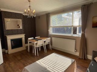 Detached 3-Bedroom House, Durham - 8
