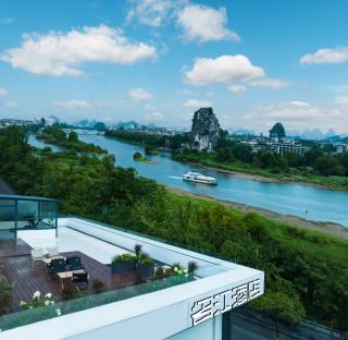 VISTA Hotel Guilin Li River View & Elephant Trunk Hill - 9