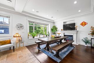 1 Bedroom Luxury Retreat in Prime Vancouver - 2