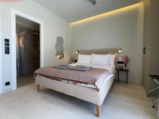 Afroditi 2BD Boutique suite - 3