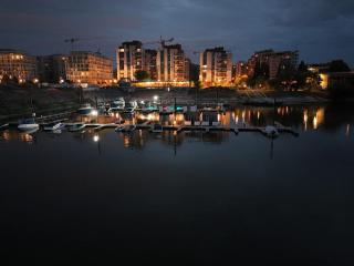 Prestige Yacht Resort Budapest - 9