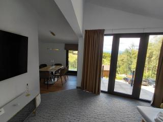 Bellevue Luxury Apartment - 5