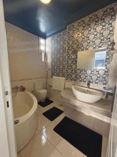 Serviced apartment in new cairo near AUC - 7