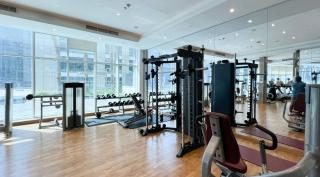Poolside Studio with Canal Views and Near Dubai Mall - 5