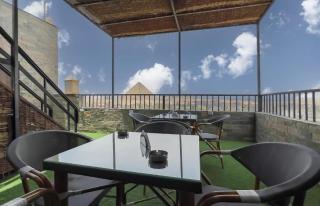 Pyramid sky viwe suite - 2