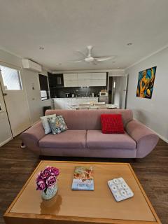 Self-Contained 2BR Guest Suite with On-site Parking - 6